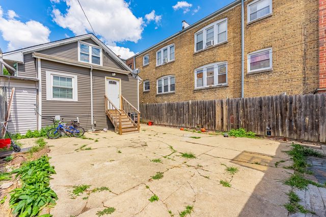 5505 W Parker Avenue, Chicago, IL 60639