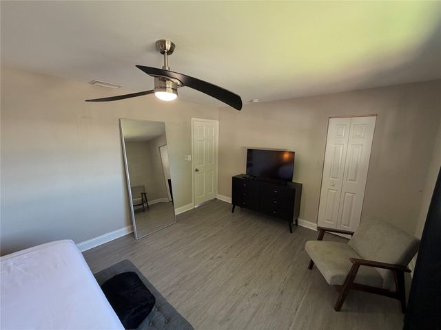 608 NE 29th Drive 1, Wilton Manors, FL 33334