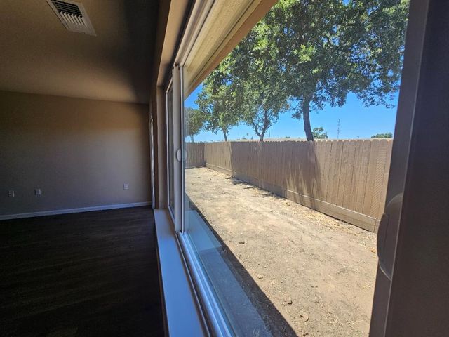 625 Beeler St, Stockton, CA 95204