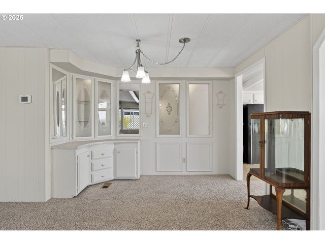 17401 Se 39TH St 165, Vancouver, WA 98683