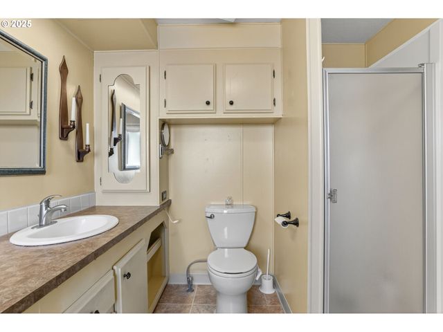 17401 Se 39TH St 165, Vancouver, WA 98683