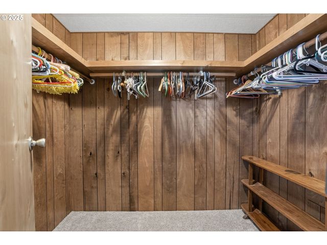 17401 Se 39TH St 165, Vancouver, WA 98683