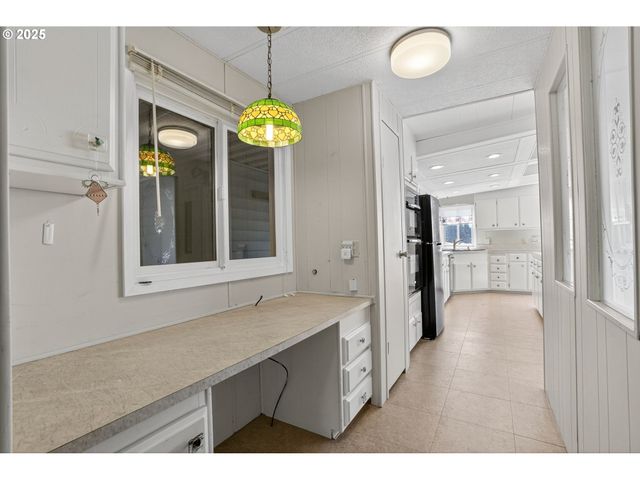 17401 Se 39TH St 165, Vancouver, WA 98683