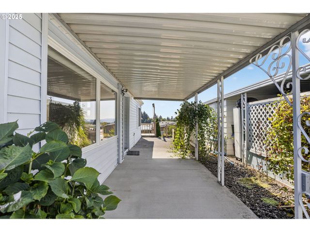 17401 Se 39TH St 165, Vancouver, WA 98683