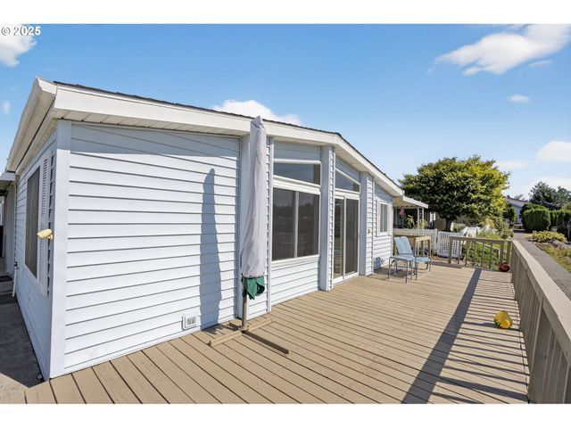 17401 Se 39TH St 165, Vancouver, WA 98683