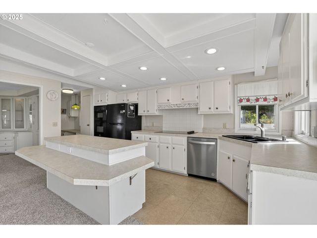 17401 Se 39TH St 165, Vancouver, WA 98683