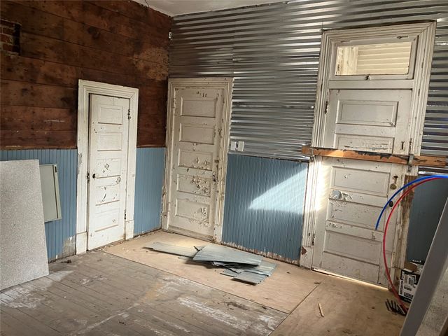 706 8th Street SE, Paris, TX 75460