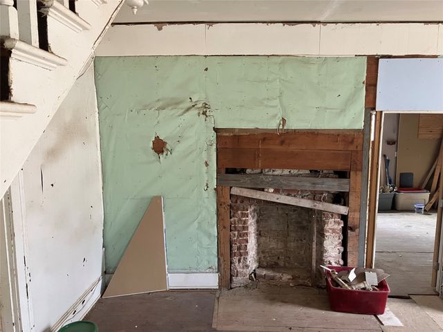 706 8th Street SE, Paris, TX 75460