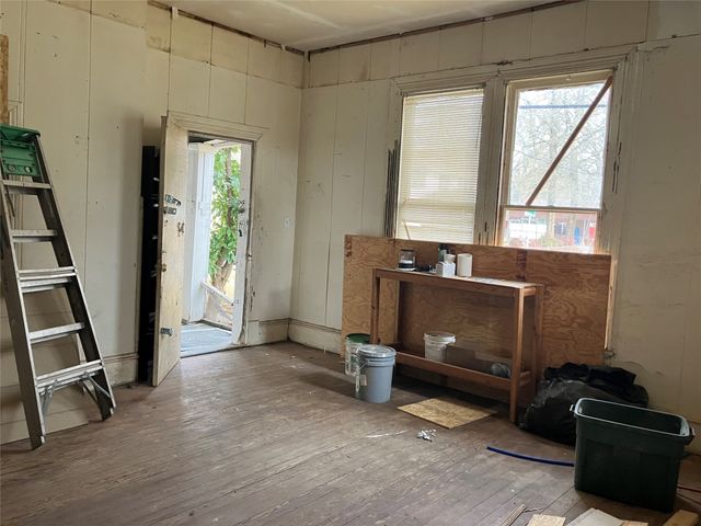 706 8th Street SE, Paris, TX 75460