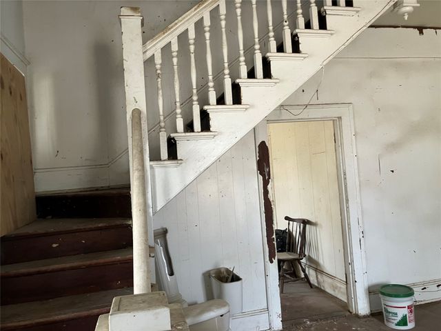 706 8th Street SE, Paris, TX 75460