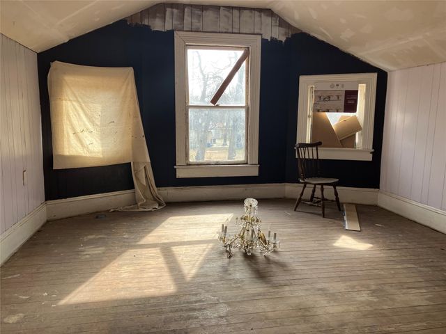 706 8th Street SE, Paris, TX 75460