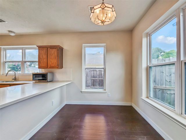 9343 Starfire Lane, Houston, TX 77036