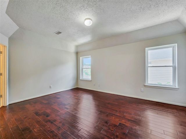 9343 Starfire Lane, Houston, TX 77036