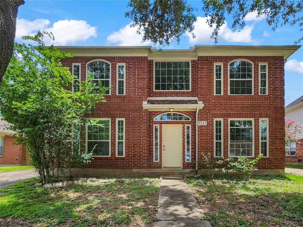 9343 Starfire Lane, Houston, TX 77036