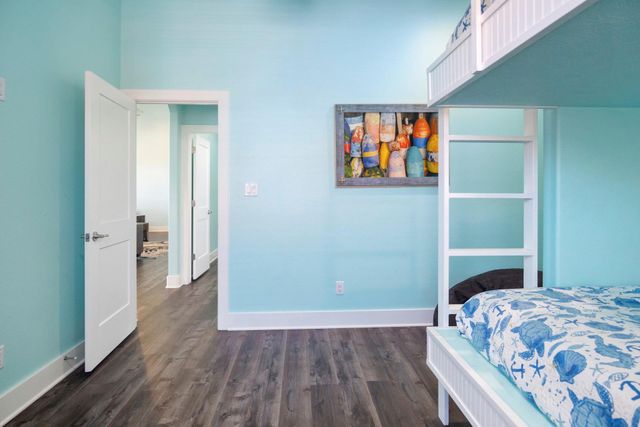 929 Magnolia Lane, Port Bolivar, TX 77650