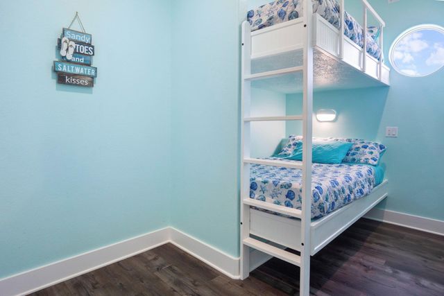 929 Magnolia Lane, Port Bolivar, TX 77650