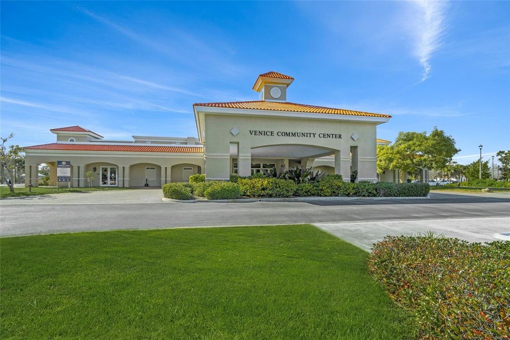 Image 27 of property listing at 1036 HOPE STREET, Venice, FL 34285