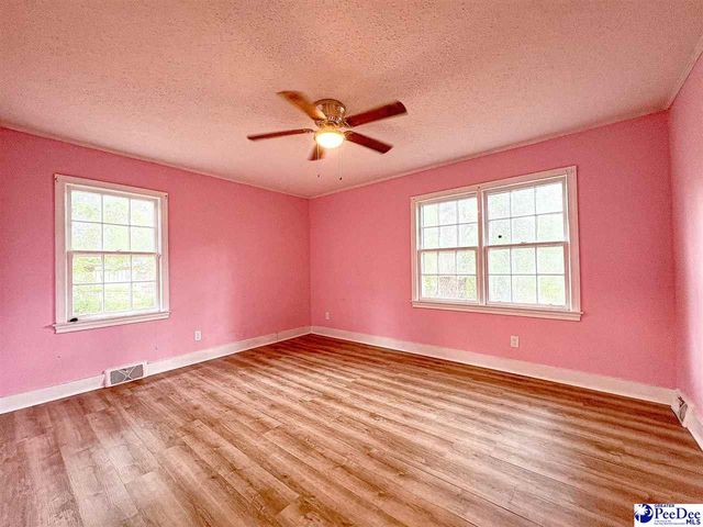 506 Taylor St, Lake City, SC 29560