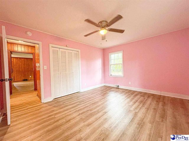 506 Taylor St, Lake City, SC 29560