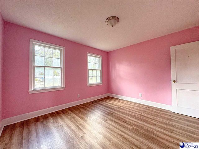 506 Taylor St, Lake City, SC 29560