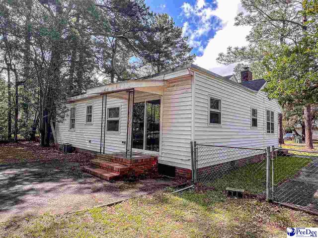 506 Taylor St, Lake City, SC 29560