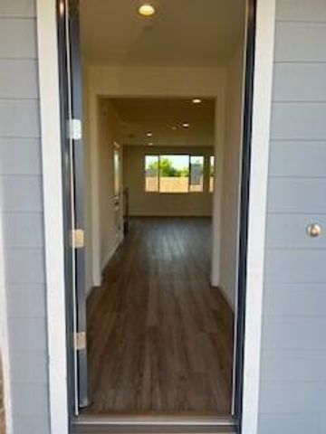 1645 Vallejo Avenue, Dinuba, CA 93618