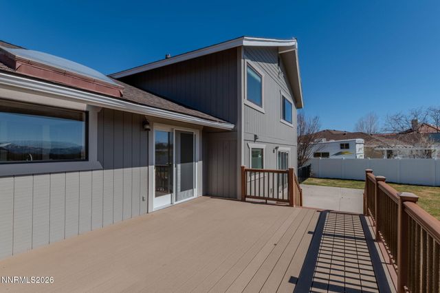 1663 Mackland Avenue, Minden, NV 89423