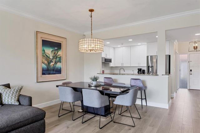 862 HUDSON AVENUE 862, Sarasota, FL 34236