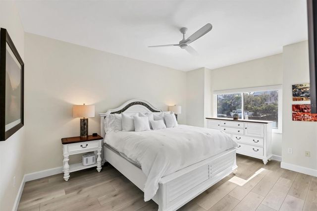 862 HUDSON AVENUE 862, Sarasota, FL 34236