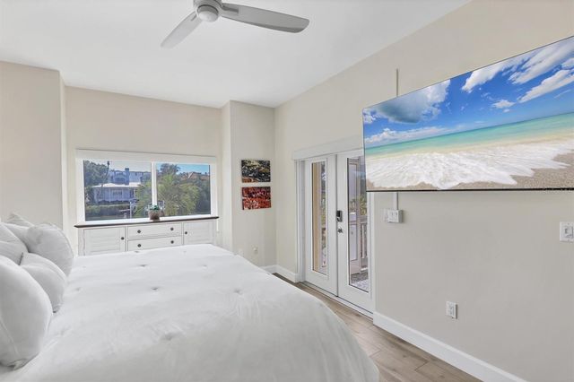 862 HUDSON AVENUE 862, Sarasota, FL 34236