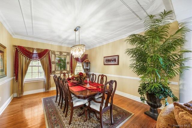 27 DeAngelis Drive, Monroe, NY 10950