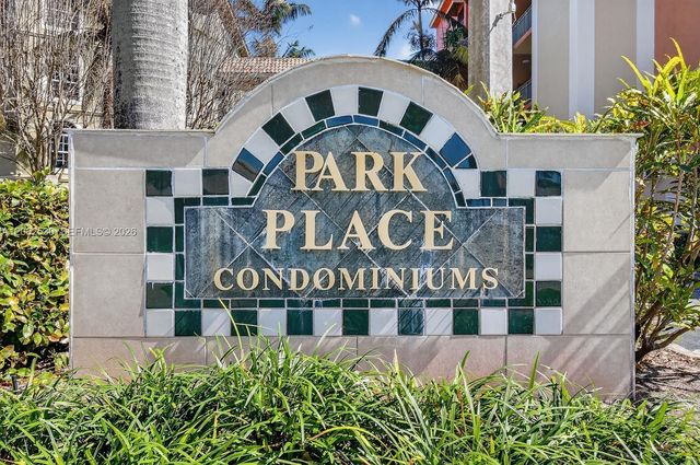 1650 Presidential Way 208, West Palm Beach, FL 33401