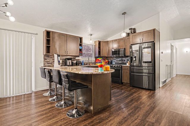 566 S Dangl Road, Muskegon, MI 49442