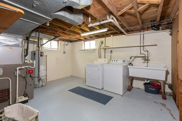 44 Garfield Pl, Sayreville Boro, NJ 08859