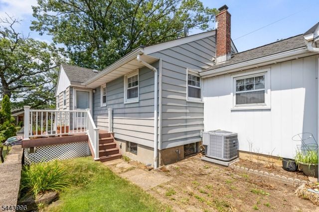 44 Garfield Pl, Sayreville Boro, NJ 08859