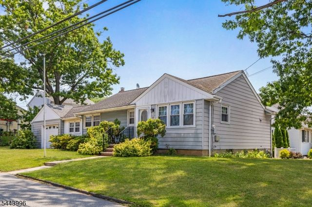 44 Garfield Pl, Sayreville Boro, NJ 08859