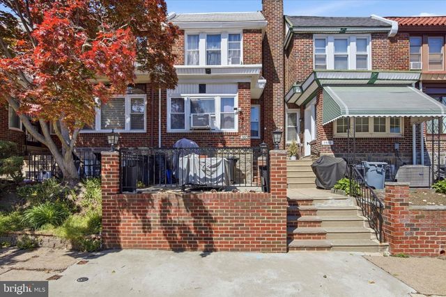 7450 BEVERLY RD, Philadelphia, PA 19138