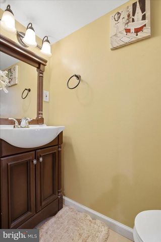 7450 BEVERLY RD, Philadelphia, PA 19138