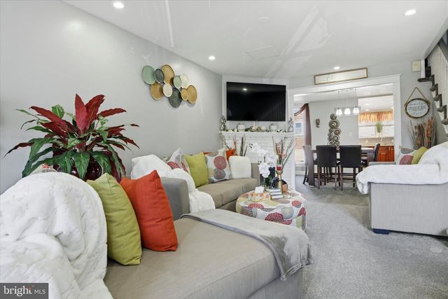 7450 BEVERLY RD, Philadelphia, PA 19138