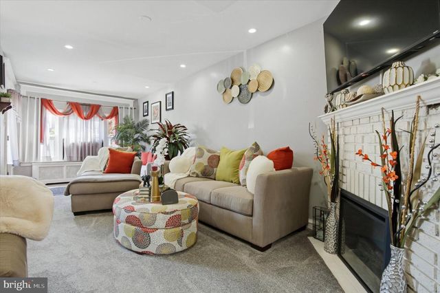 7450 BEVERLY RD, Philadelphia, PA 19138