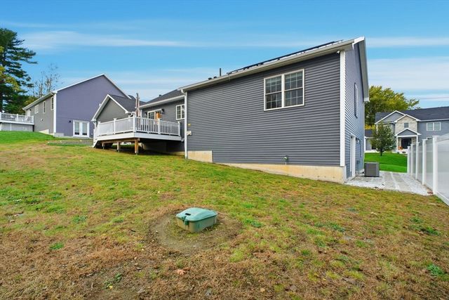 39 Jean Cir, Chicopee, MA 01020