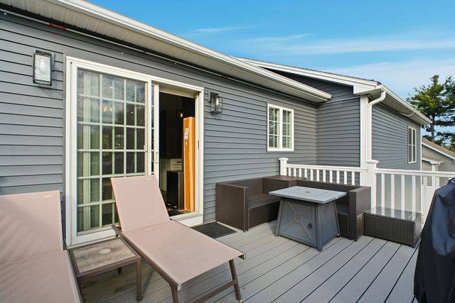 39 Jean Cir, Chicopee, MA 01020