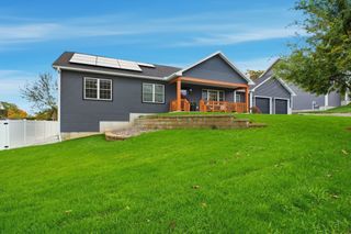 39 Jean Cir, Chicopee, MA 01020