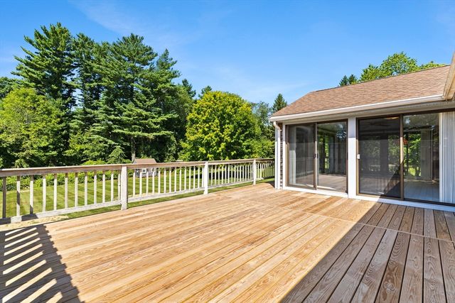 360 W Washington St, Hanson, MA 02341