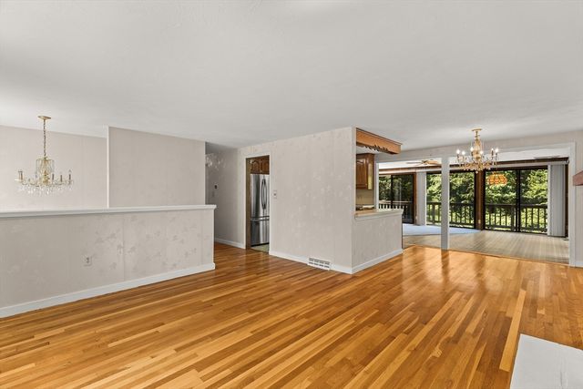 360 W Washington St, Hanson, MA 02341