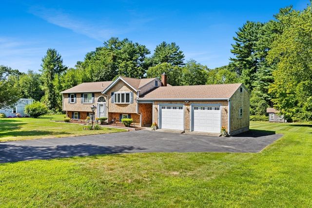 360 W Washington St, Hanson, MA 02341