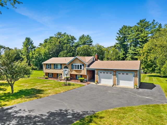 360 W Washington St, Hanson, MA 02341