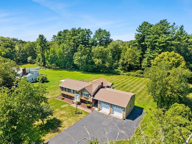 360 W Washington St, Hanson, MA 02341