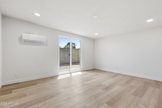 3144 N 34TH Street, Phoenix, AZ 85018