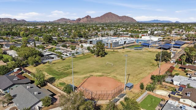 3144 N 34TH Street, Phoenix, AZ 85018